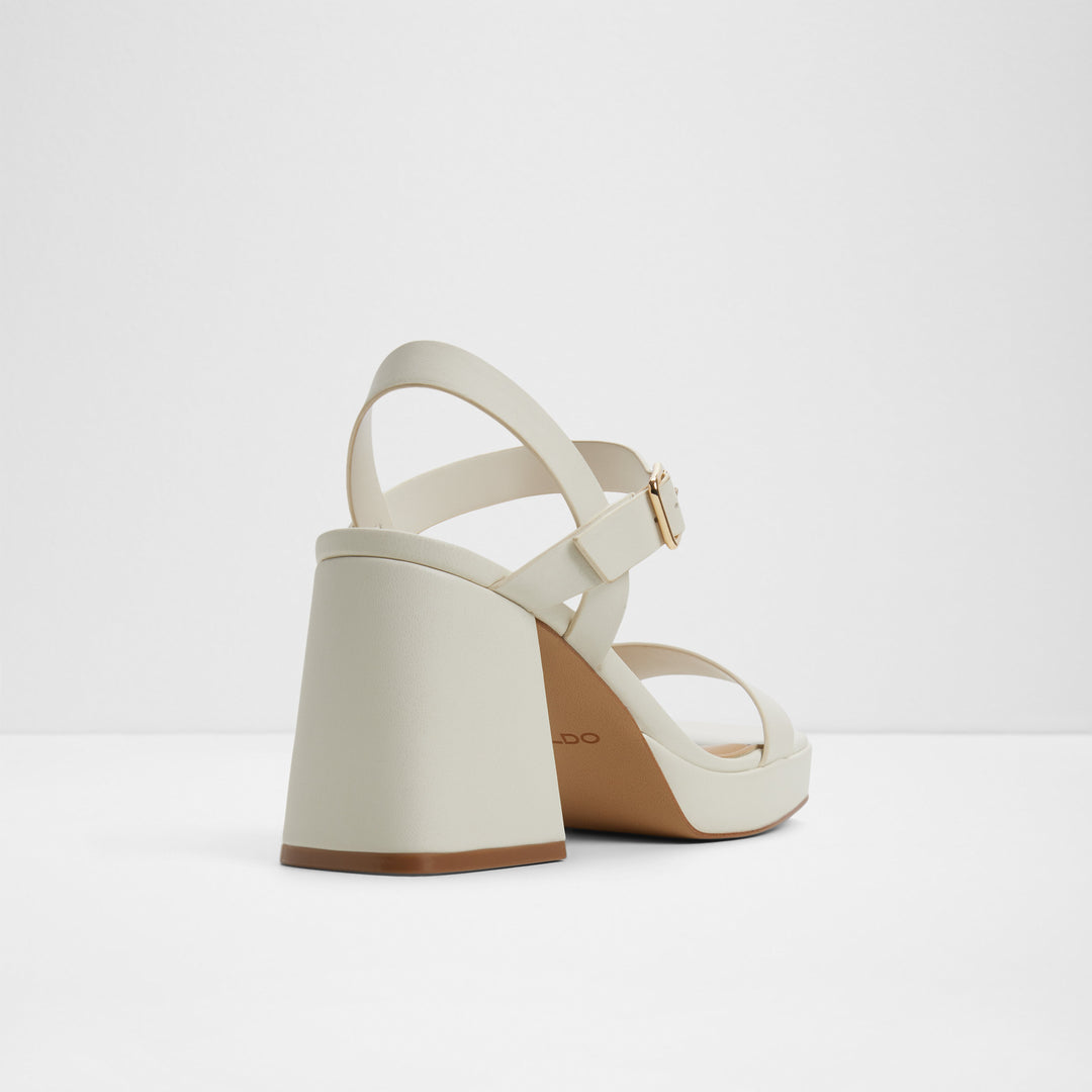 Sandálias em branco cru, salto em bloco - MONTSE