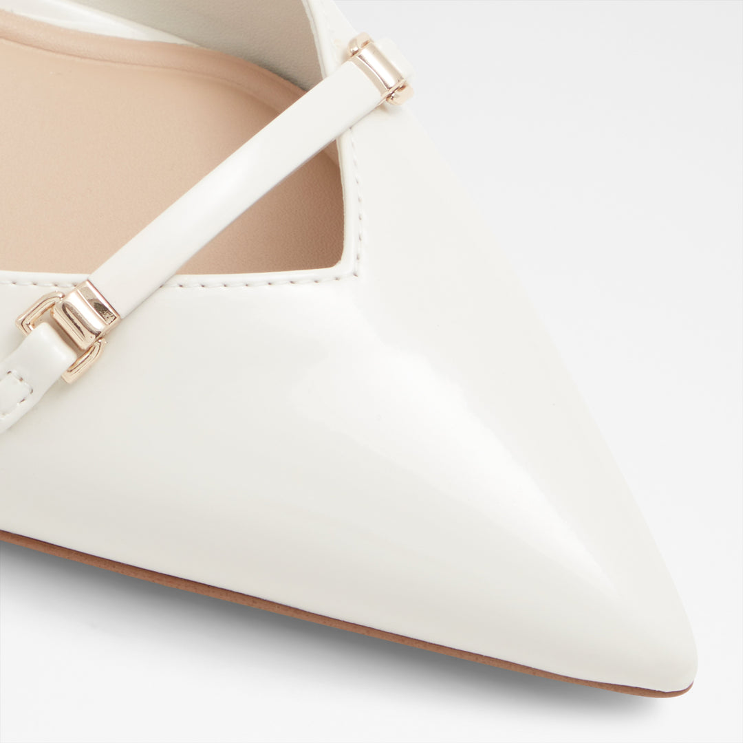 Sapatos em verniz branco, salto em funil - NAILAH