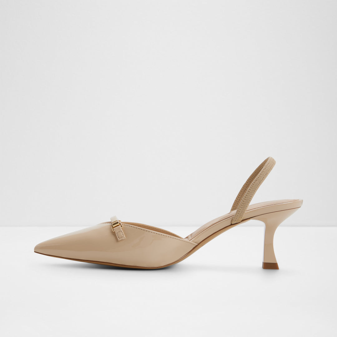 Sapatos em verniz bege, salto em funil - NAILAH