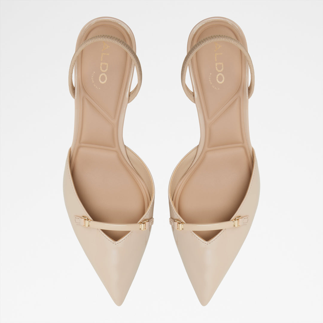 Sapatos em verniz bege, salto em funil - NAILAH