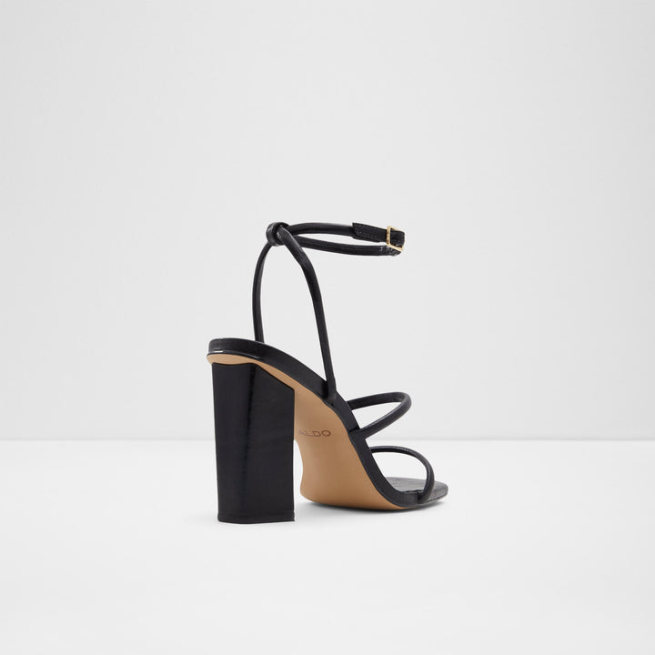 Sandálias em pele preto, salto em bloco - NATAYLA