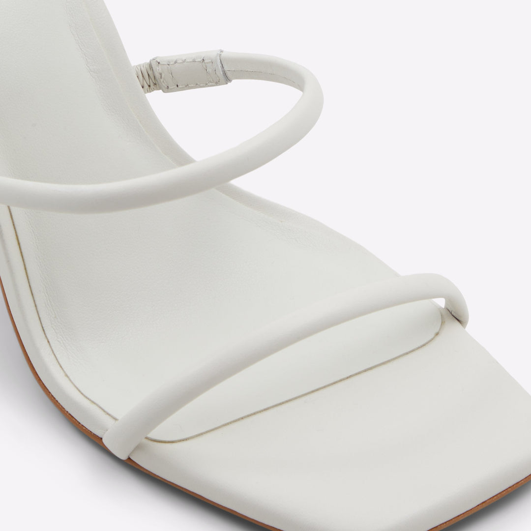 Sandálias em pele branco, salto em bloco - NATAYLA