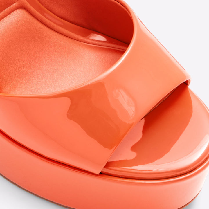 Sandálias em verniz Laranja, salto em bloco com plataforma - NISSA