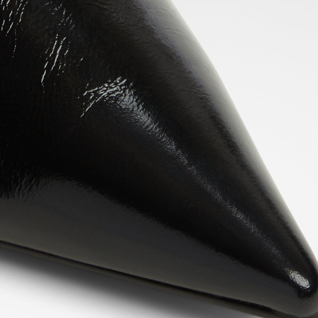 Sapatos em pele preto, salto em funil - OCEWETH