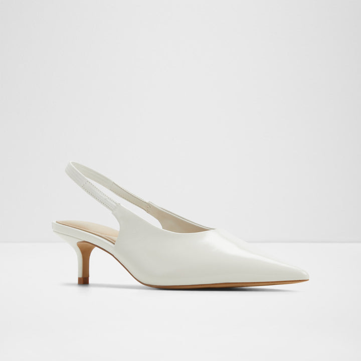 Sapatos em pele branco, salto em funil - OCEWETH