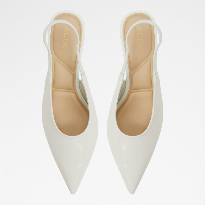 Sapatos em pele branco, salto em funil - OCEWETH