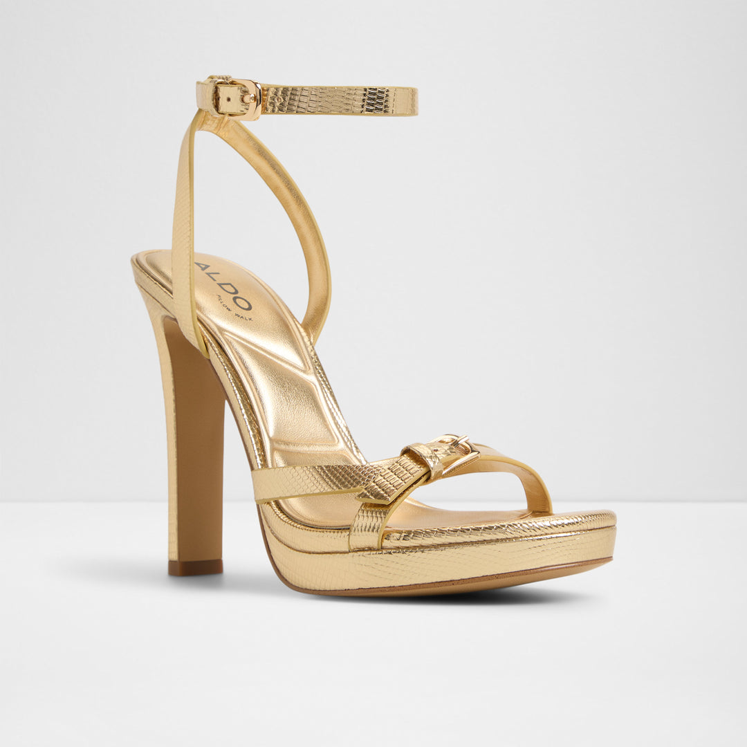 Sandálias em dourado, salto fino com plataforma - ONAONWAN