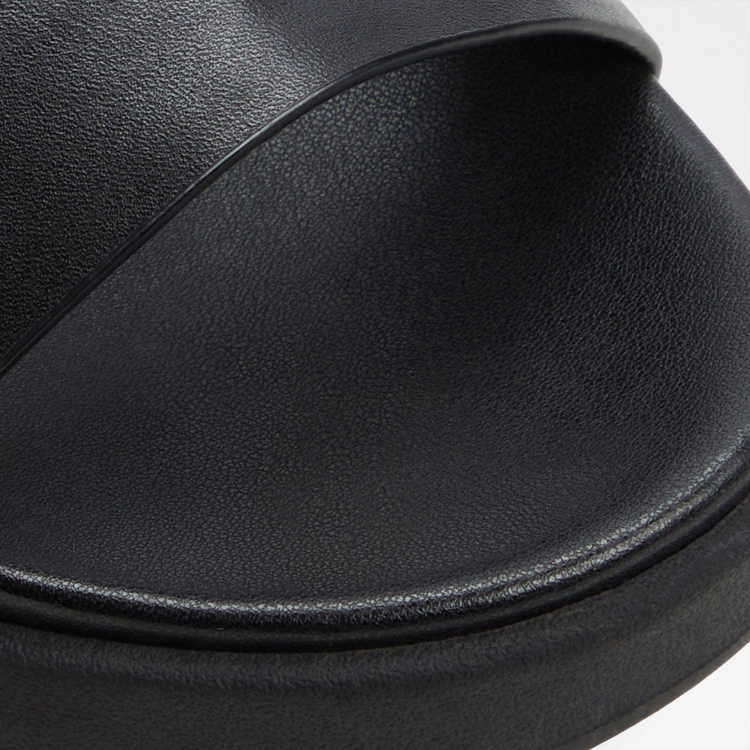 Sandálias de plataforma em pele preto - ONUVIA