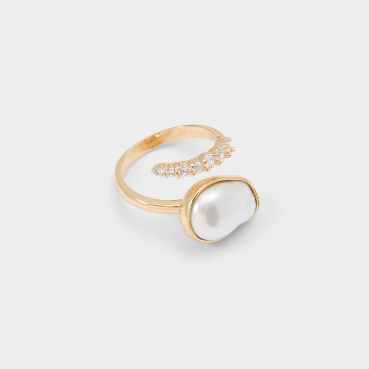 Anel em dourado - OPALE