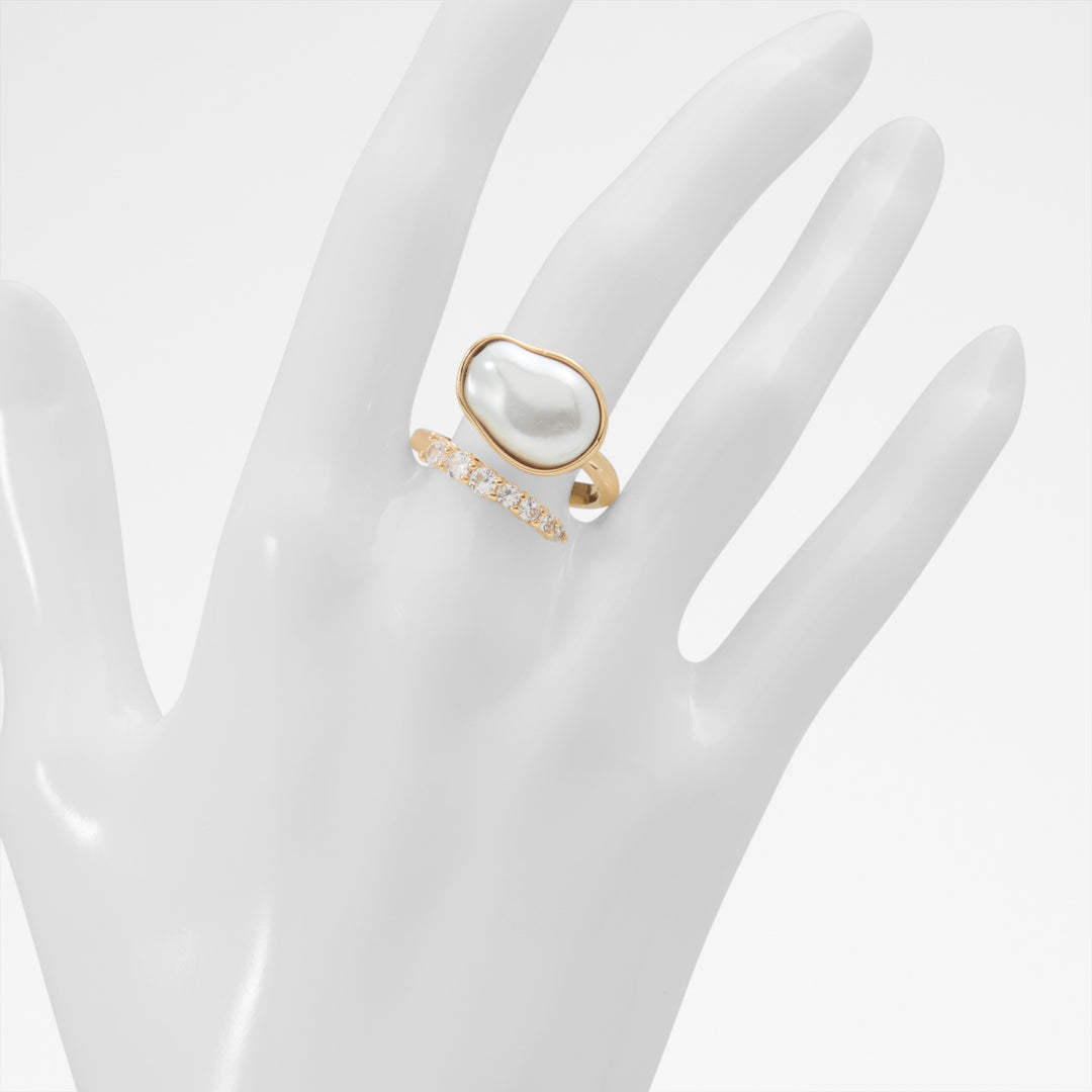 Anel em dourado - OPALE