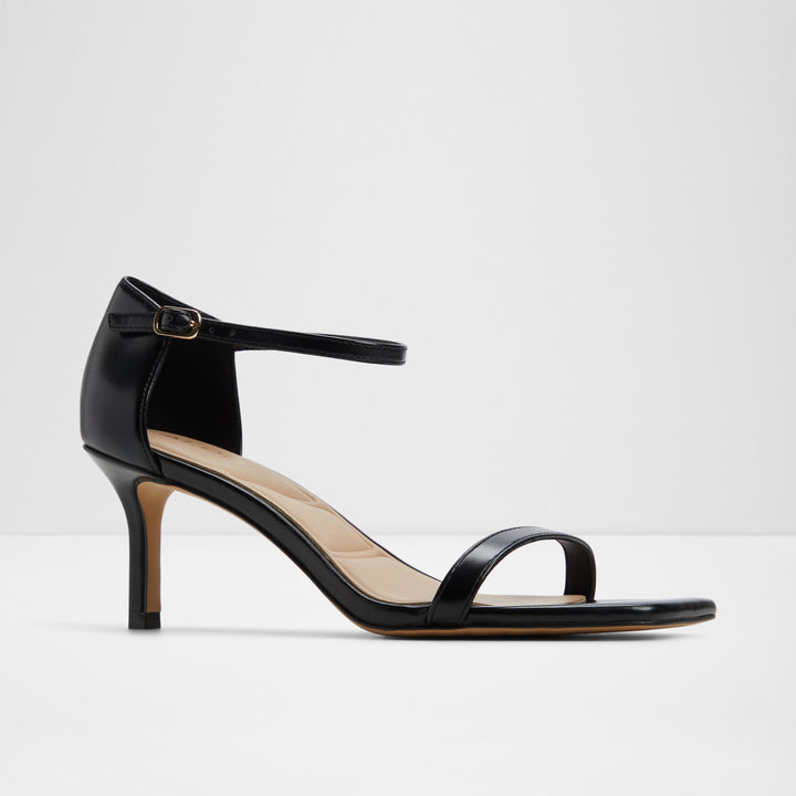 Sandálias em preto, salto fino - PARAGON