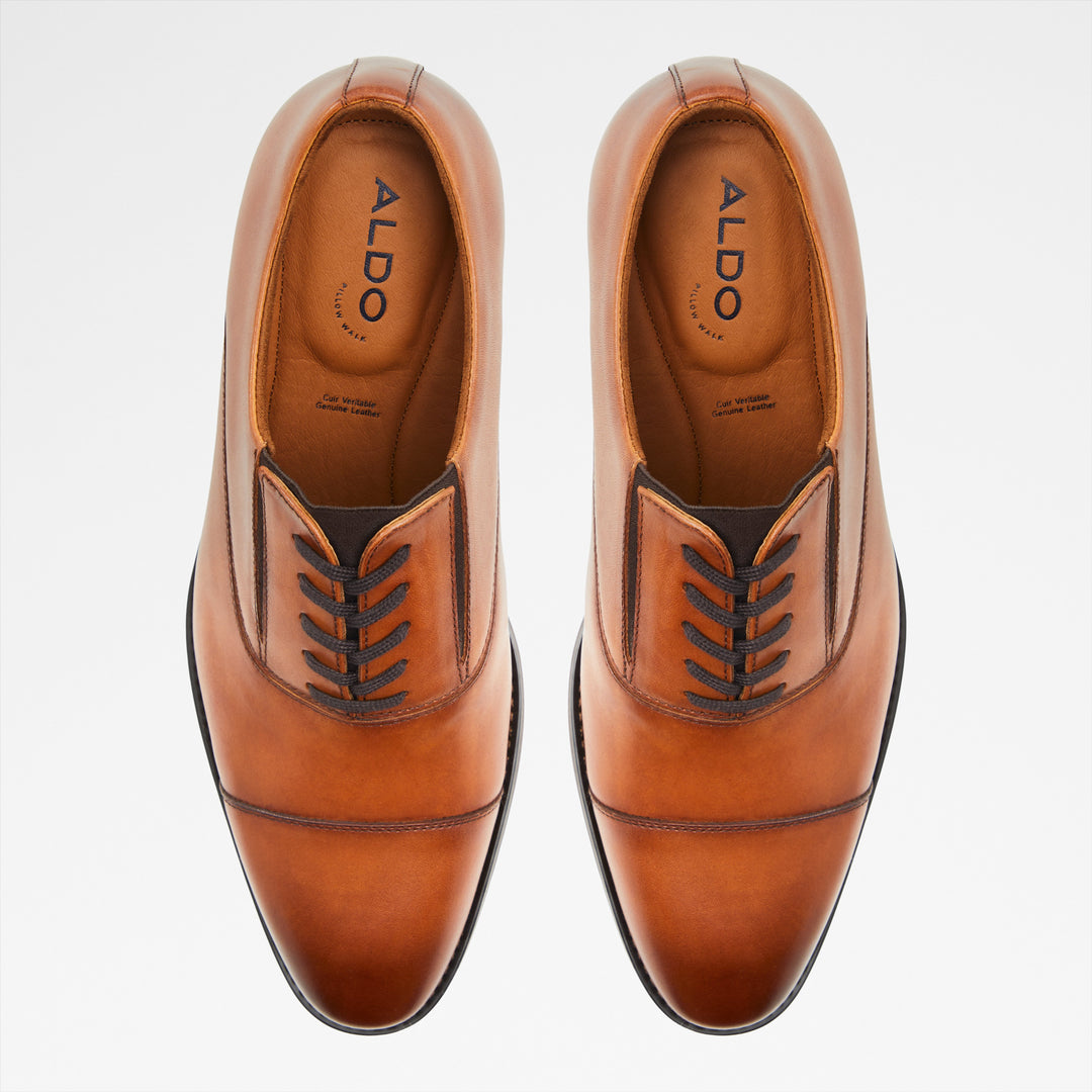 Sapatos clássicos em pele cognac - PAXLEY