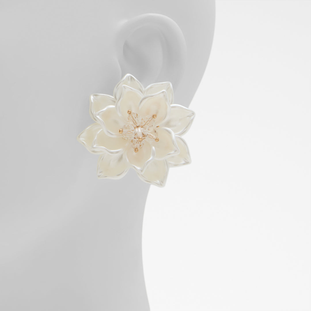 Brincos longos em branco - PETALPEARL