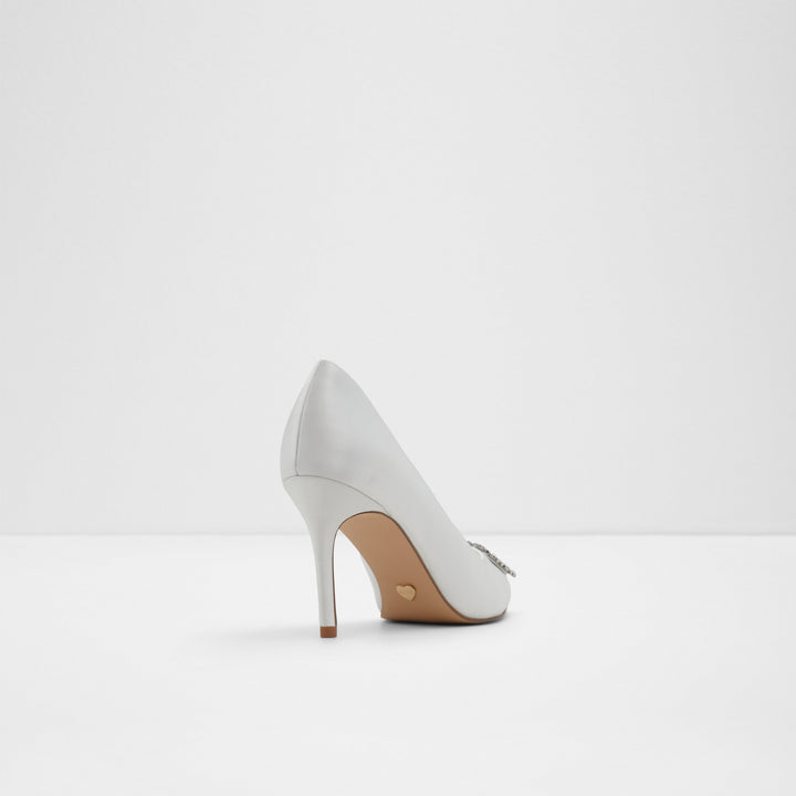 Sapatos em prateado, salto fino - PLATINE