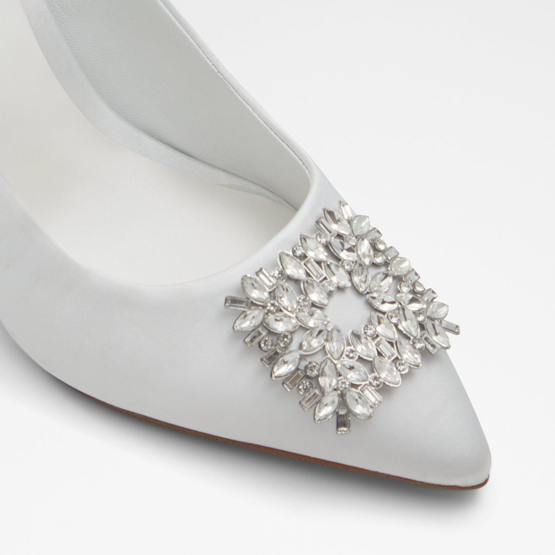 Sapatos em prateado, salto fino - PLATINE