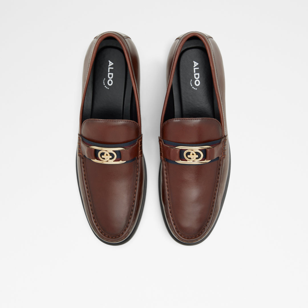 Mocassins em pele bordô - PREMISE