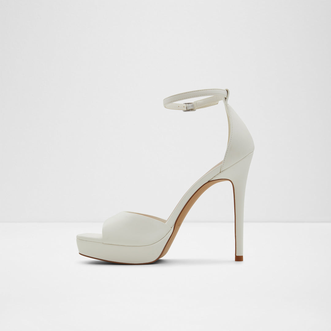 Sandálias em branco, salto fino com plataforma - PRISILLA