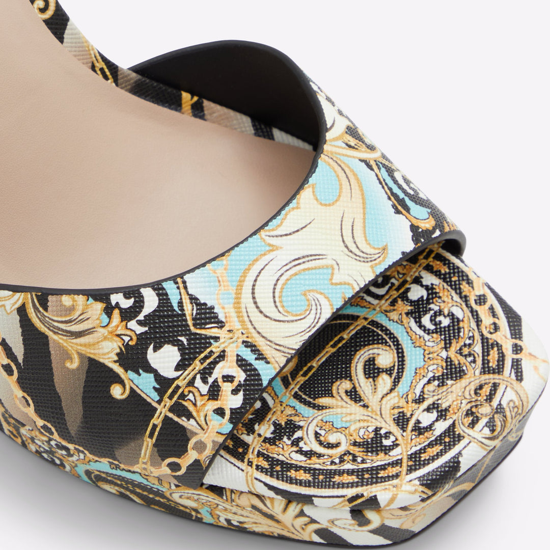 Sandálias em preto e dourado, salto fino com plataforma - PRISILLA