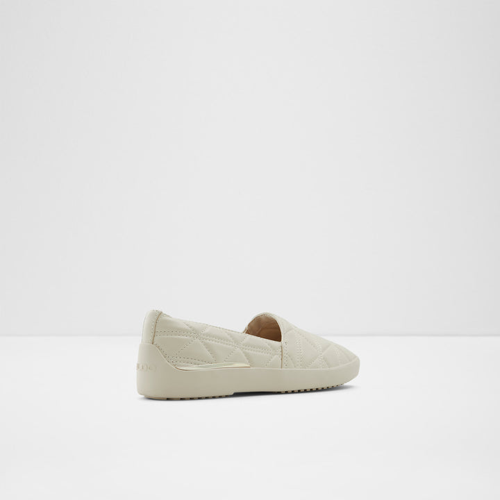 Sapatos rasos em pele branco cru - QUILTEN