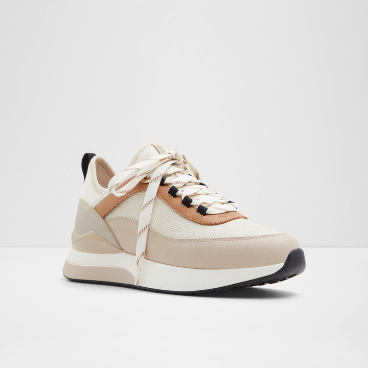 Sapatilhas rasas em bege - QUILTYN