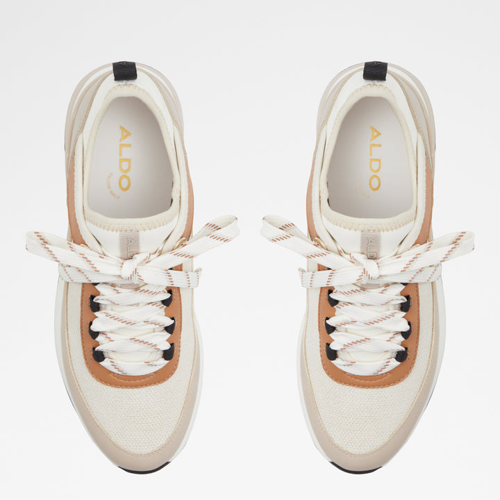 Sapatilhas rasas em bege - QUILTYN