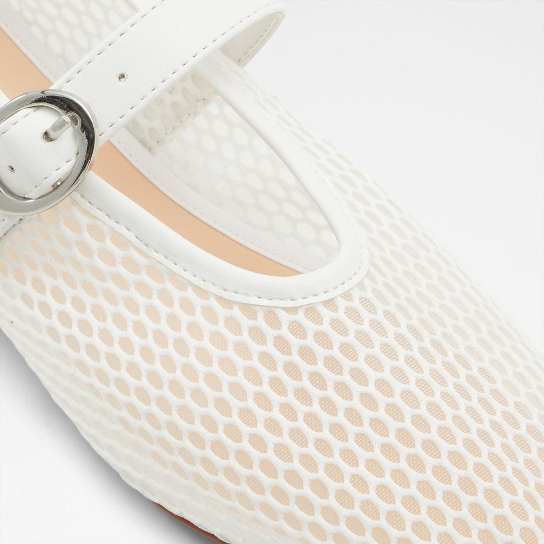 Sabrinas rasas em branco - QUINCEY