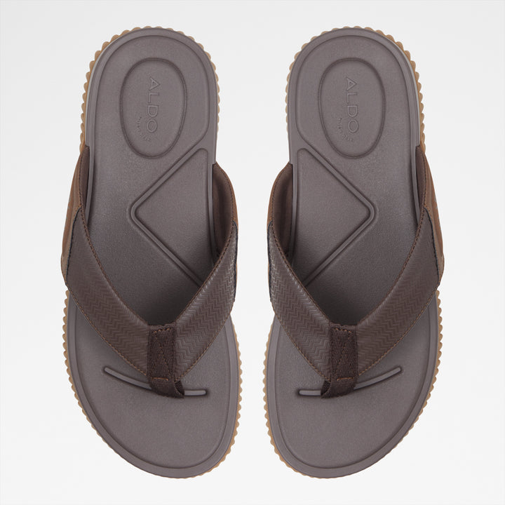 Sandálias em castanho - RIPTIDE