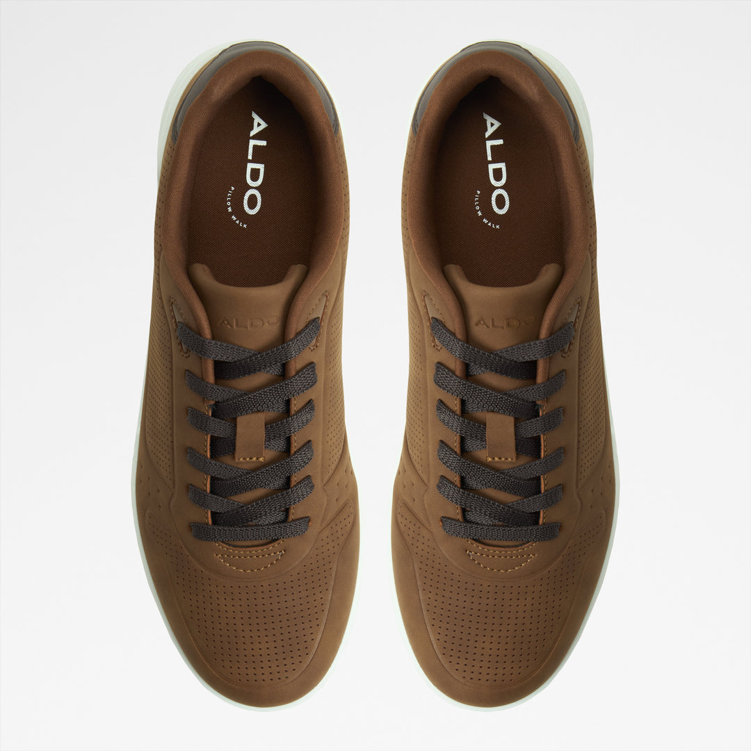 Sapatilhas em cognac - ROBIE