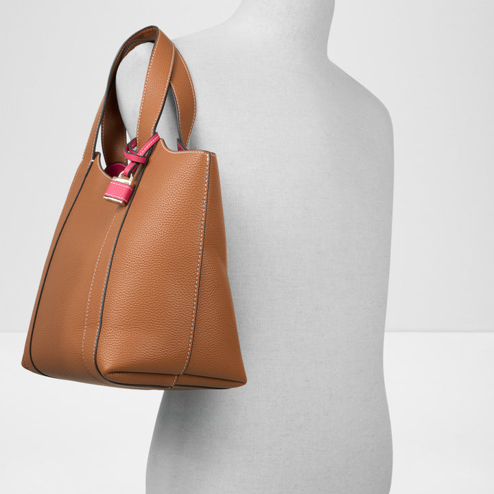 Mala de ombro em cognac - ROWSLEY