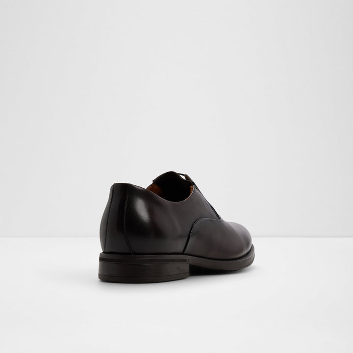Sapatos clássicos em pele castanho - SANTINO