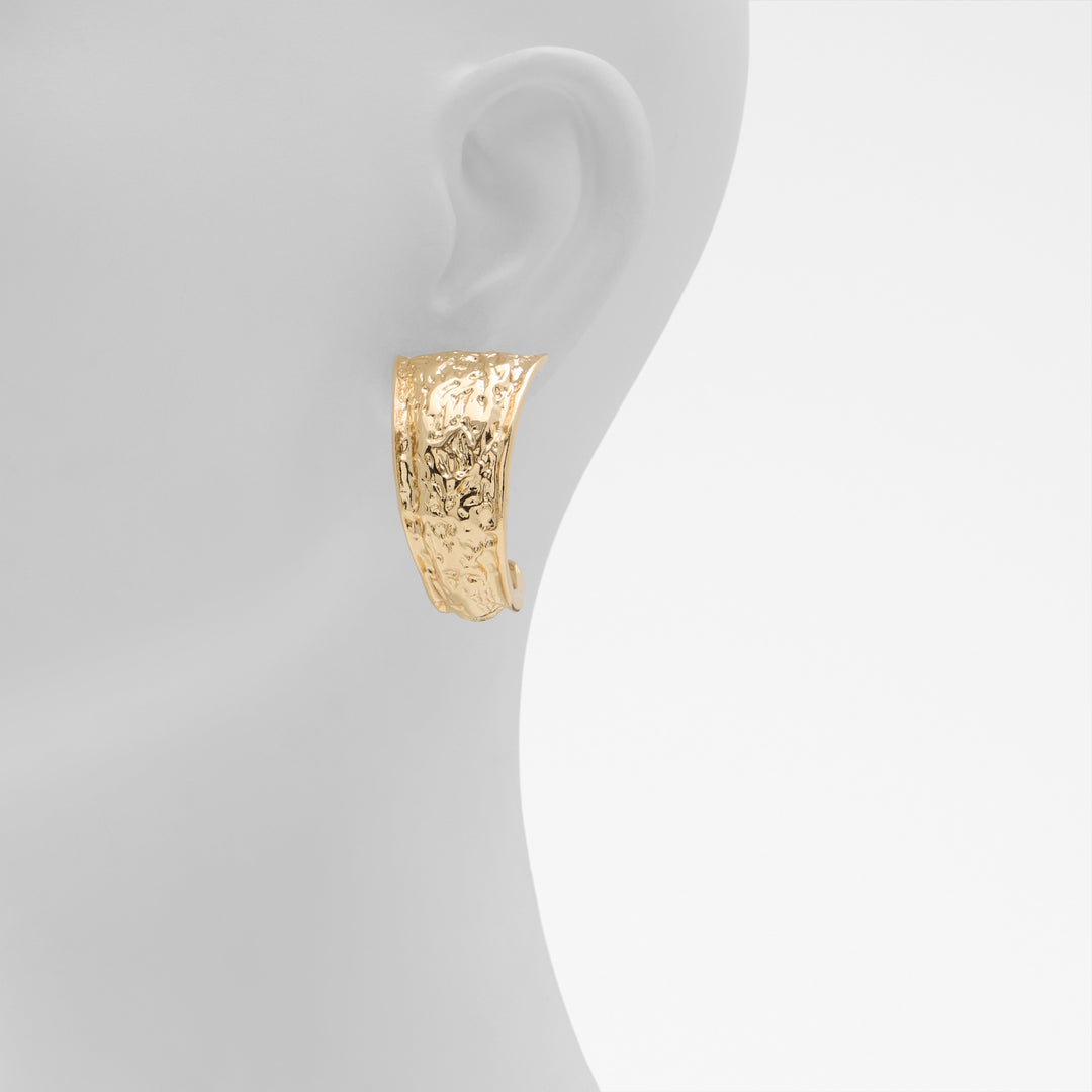 Brincos longos em dourado - SENNAH