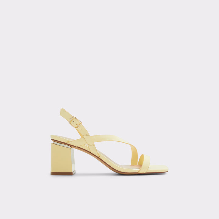 Sandálias em verniz amarelo, salto em bloco - SHENNA