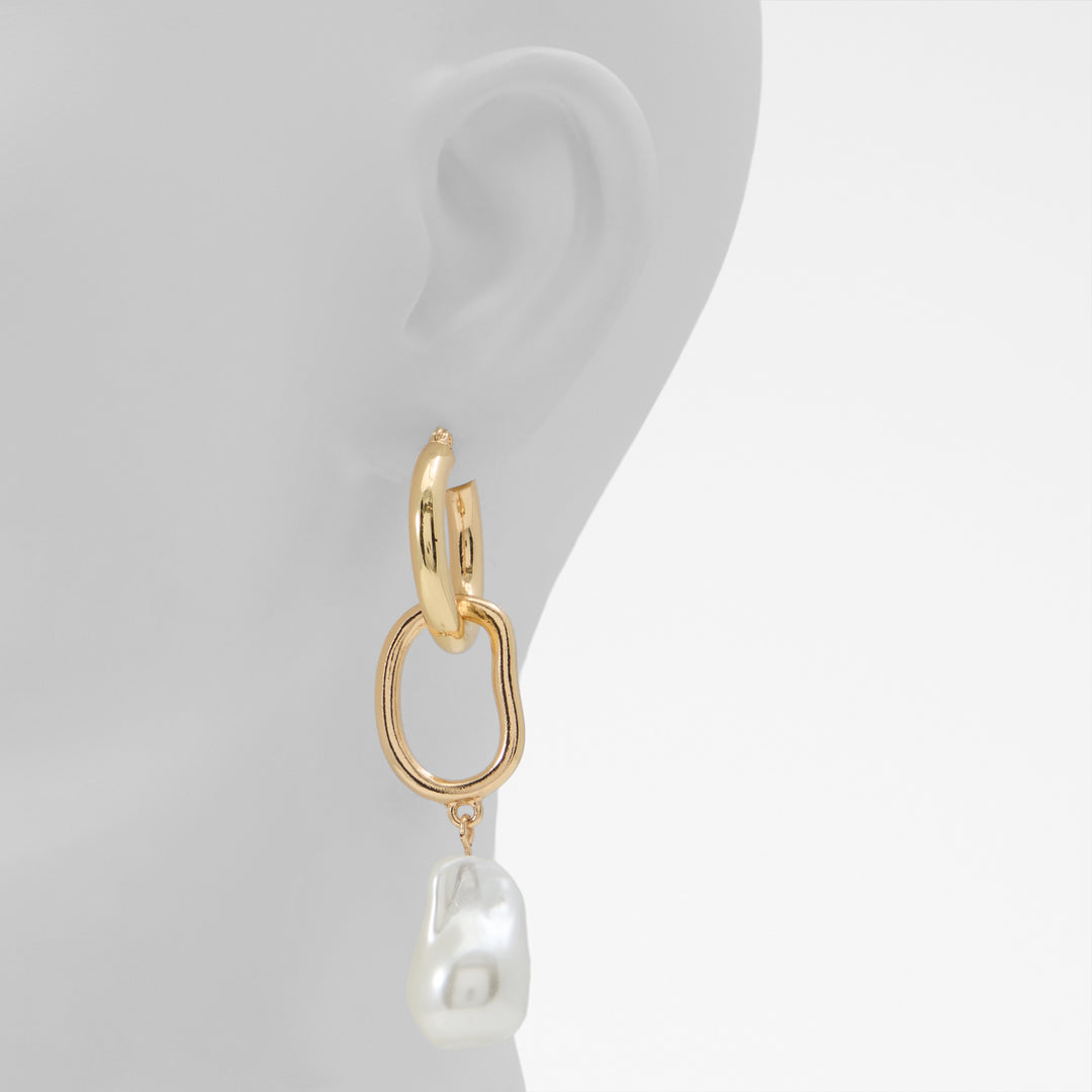 Brincos longos em dourado - SLOANNE