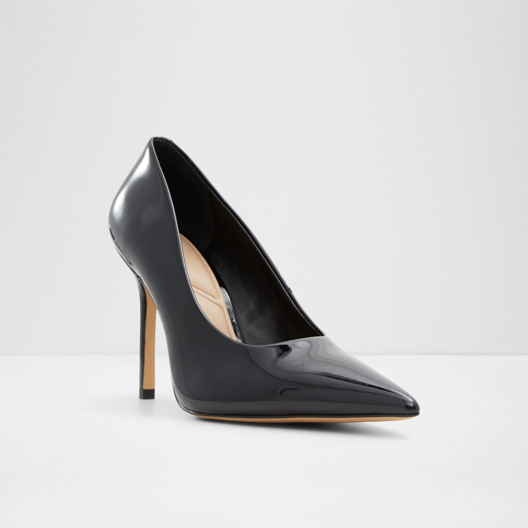 Sapatos em verniz preto, salto fino - SOCKEYE