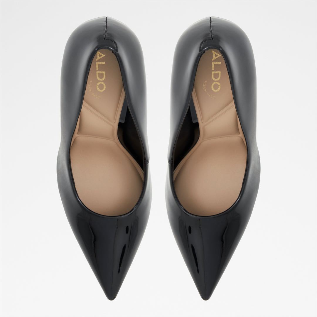 Sapatos em verniz preto, salto fino - SOCKEYE