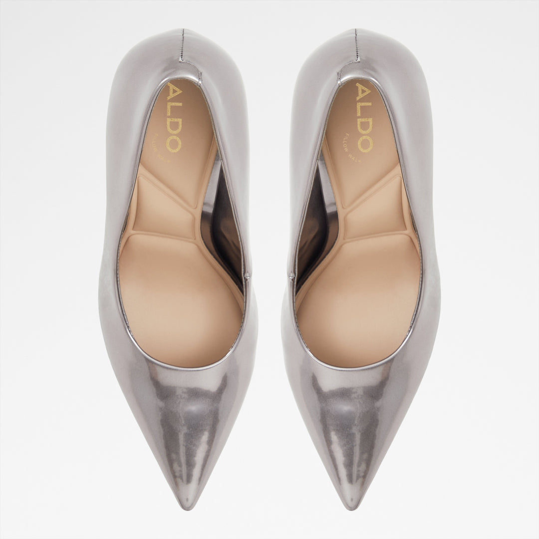 Sapatos em verniz prateado, salto fino - SOCKEYE