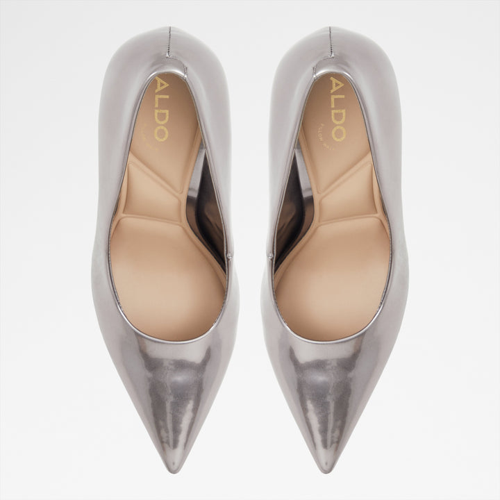Sapatos em verniz prateado, salto fino - SOCKEYE