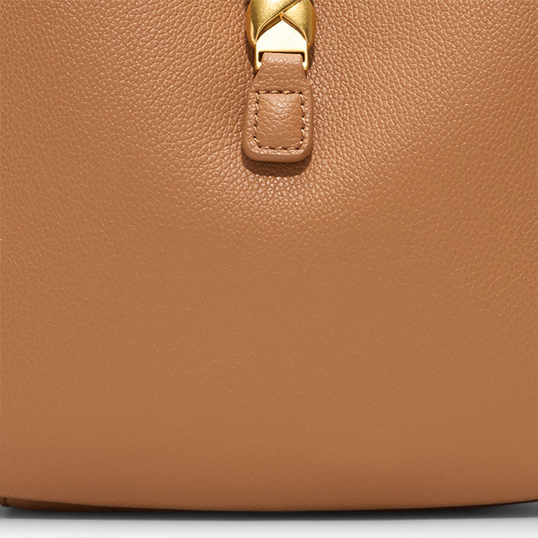 Mala de ombro em cognac - SOFIETTA