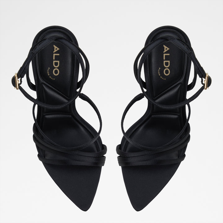 Sandálias em preto, salto fino - SOLANIA