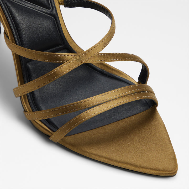 Sandálias em verde, salto fino - SOLANIA