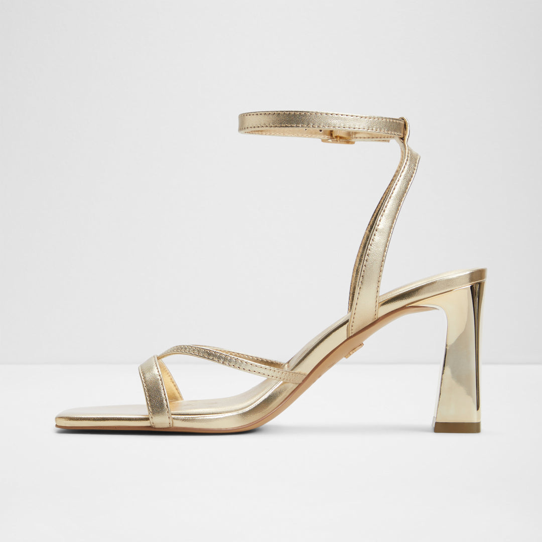 Sandálias em pele dourado, salto em bloco - STELLARE