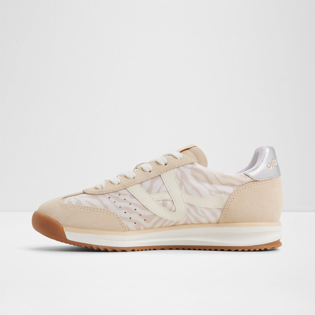 Sapatilhas rasas em bege - STEPCOUNT