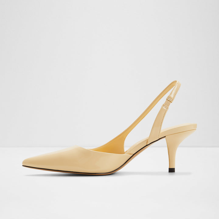 Sapatos em verniz amarelo, salto fino - STESSYLOWSLING