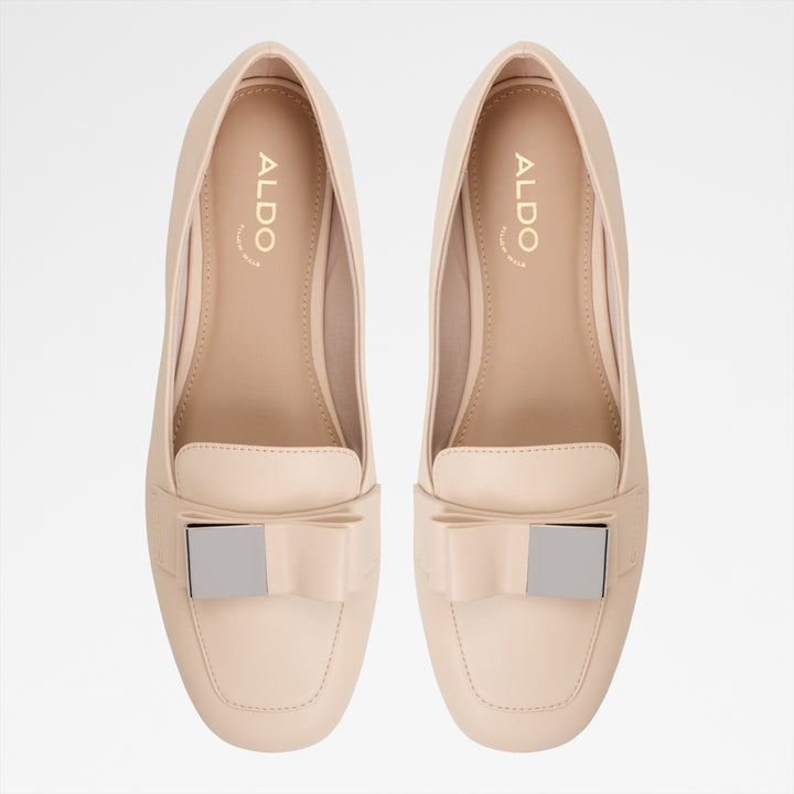 Sapatos rasos em bege - TALANANY