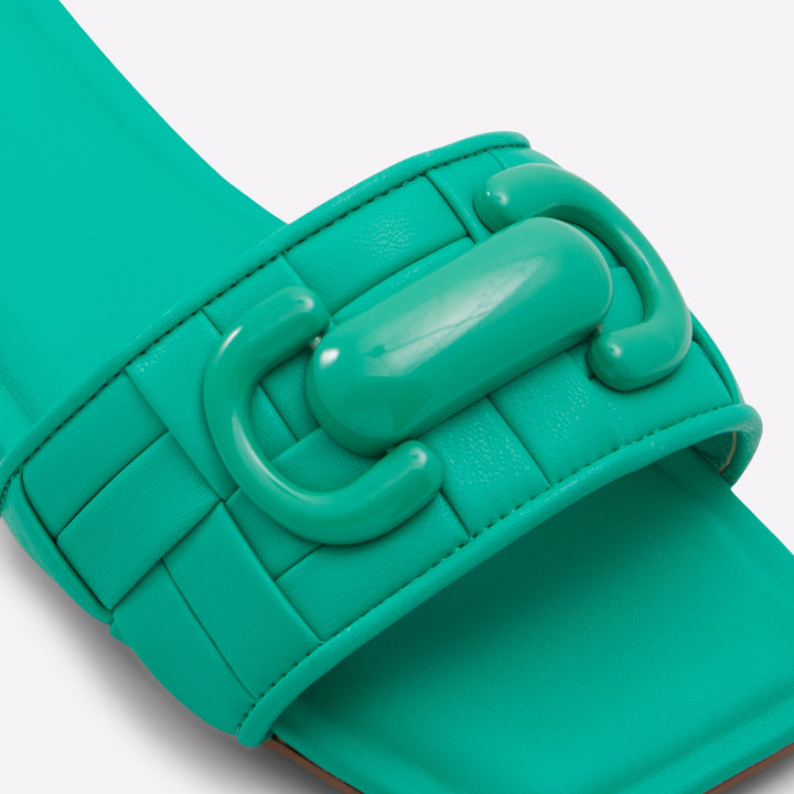 Sandálias rasas em verde - TAMLINIA