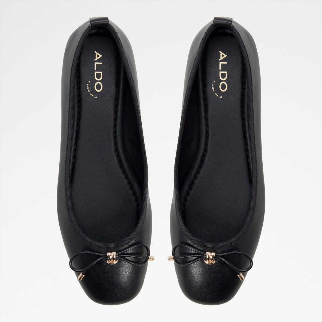 Sabrinas rasas em pele preto - TAYLYNN