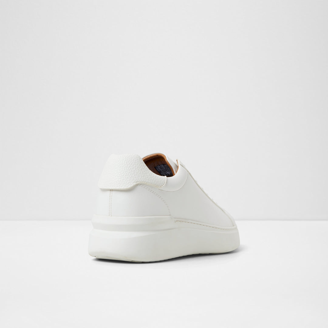 Sapatilhas em branco - TODDY