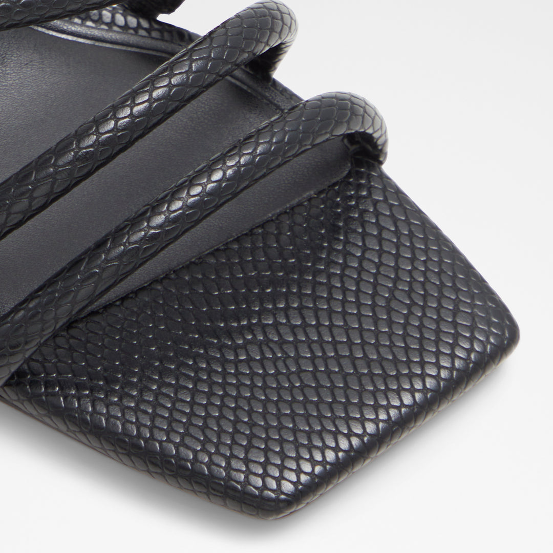 Sandálias em preto, salto fino - TWIRLY