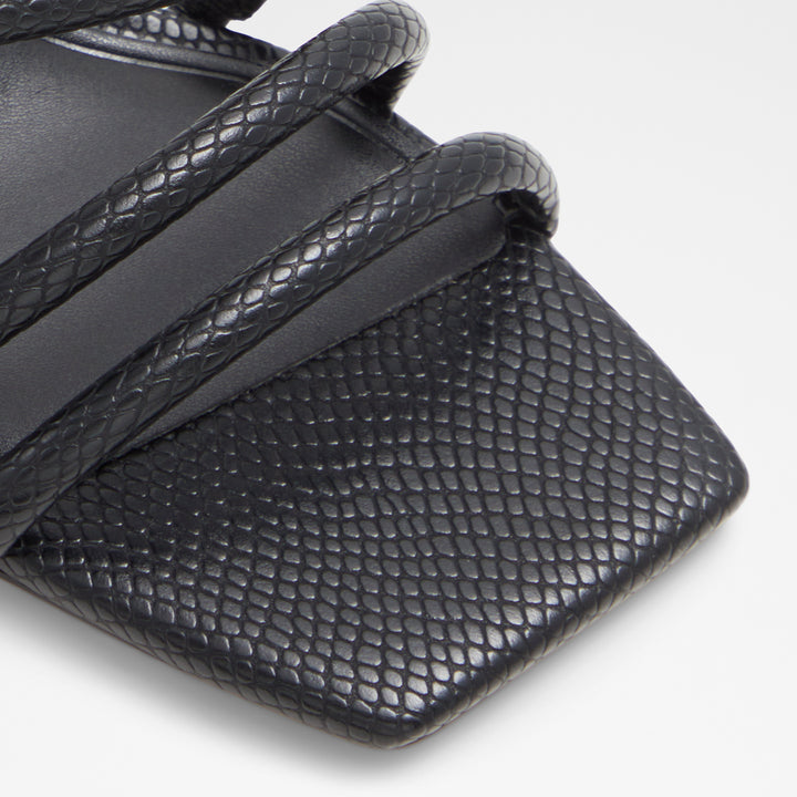 Sandálias em preto, salto fino - TWIRLY