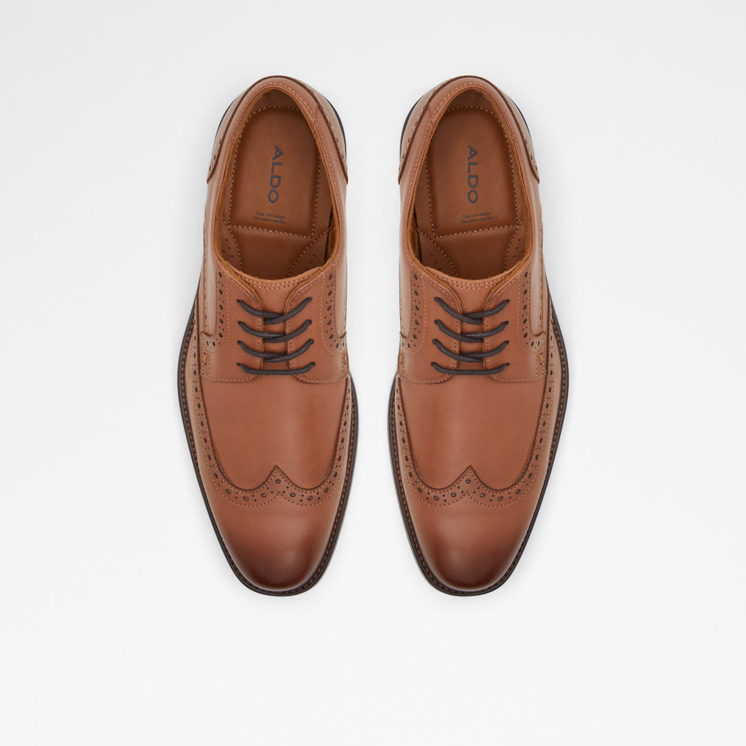 Sapatos clássicos em pele cognac - TYE